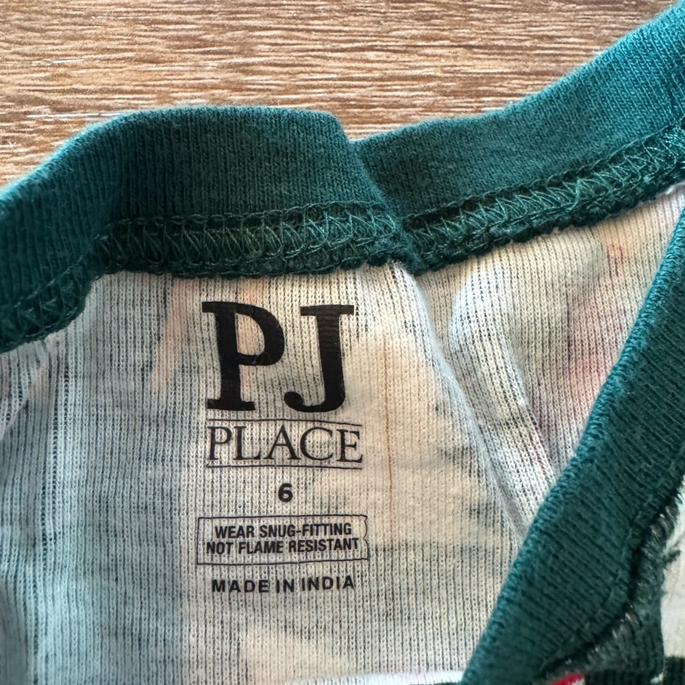 Kids Long Sleeve Pajama Sets - Picture 5 of 5